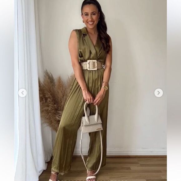 Zara olive green satin effect jumpsuit with belt - Picture 1 of 11